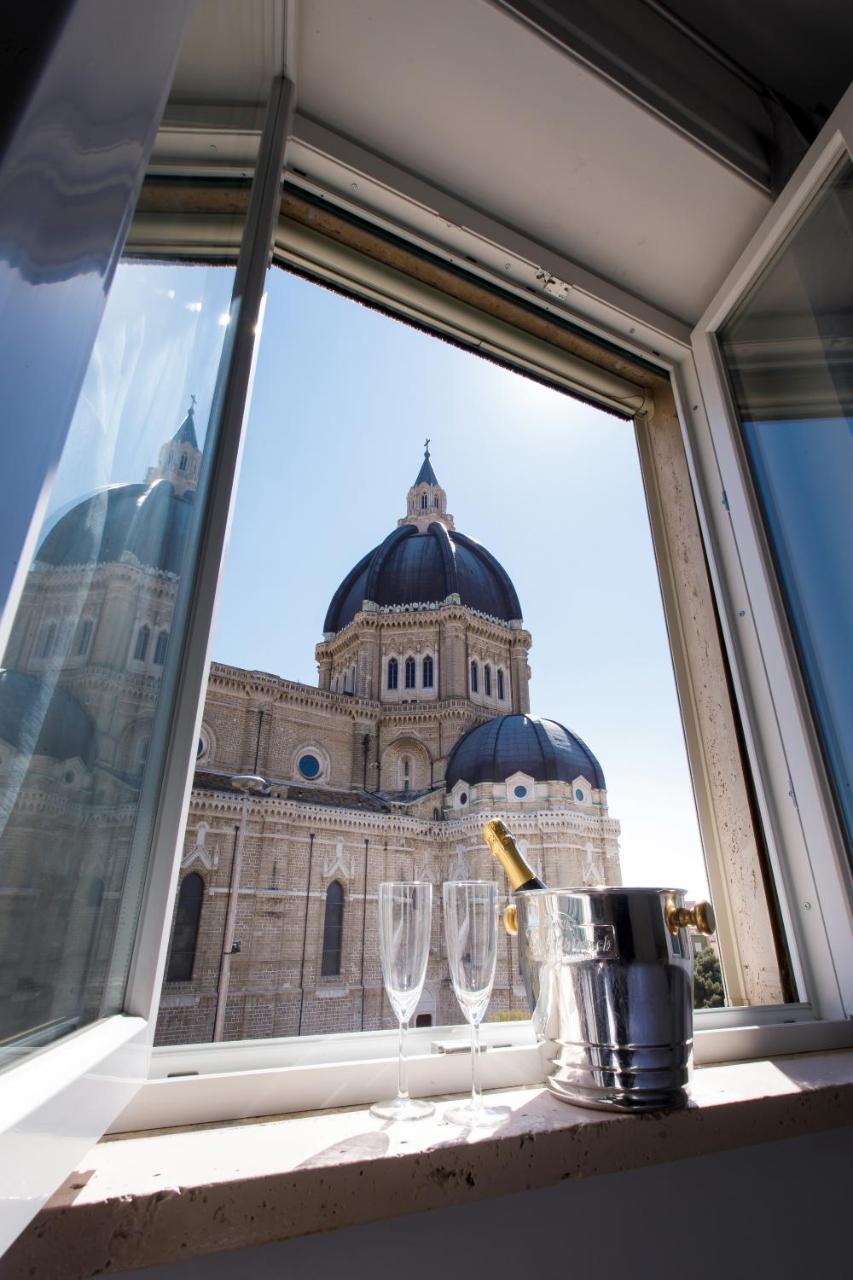 B&B Piazza Duomo 세리뇰라 외부 사진